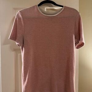 Men’s pink shirt